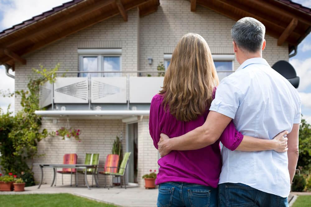 What is the difference between a spec home vs. custom home?